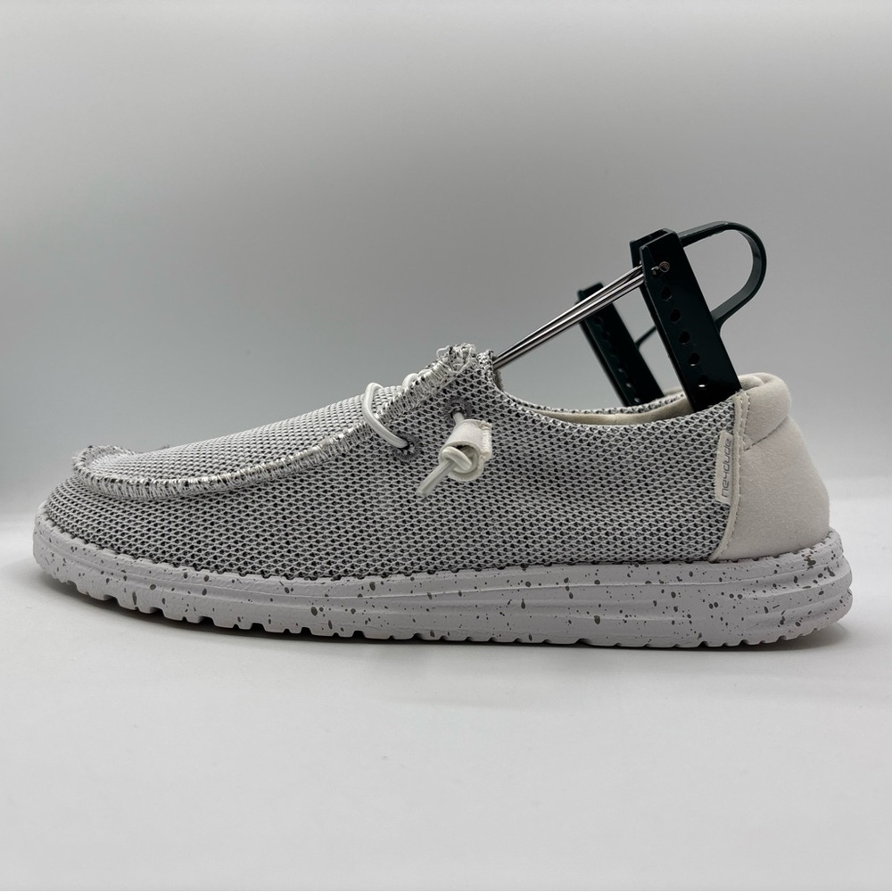 Hey Dude Wendy Sox Stone White Women’s Size 7 Stone White 121410705 Loafers